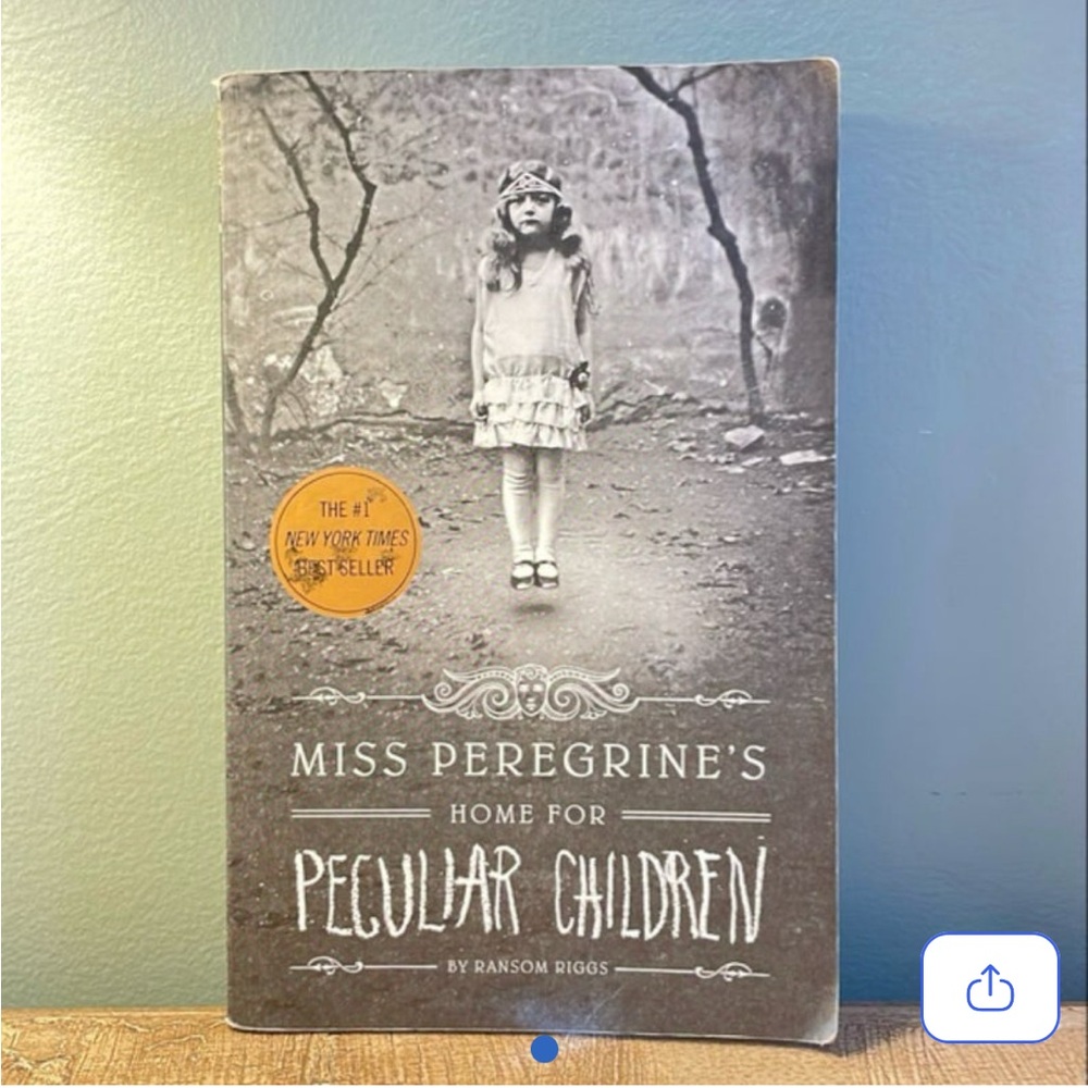 Miss Peregrine's Home for Peculiar Children | Ransom Riggs